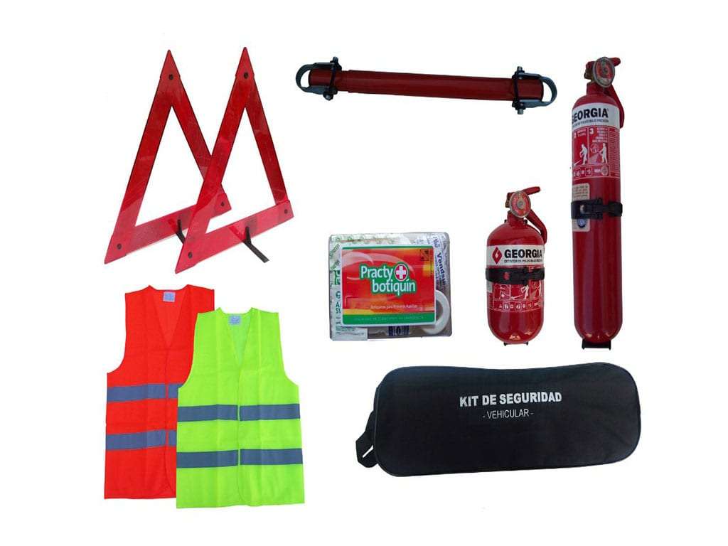 Kit de seguridad con extintores, triángulos y chalecos, accesorios esenciales como repuestos para carretillas en Europa Elevación.